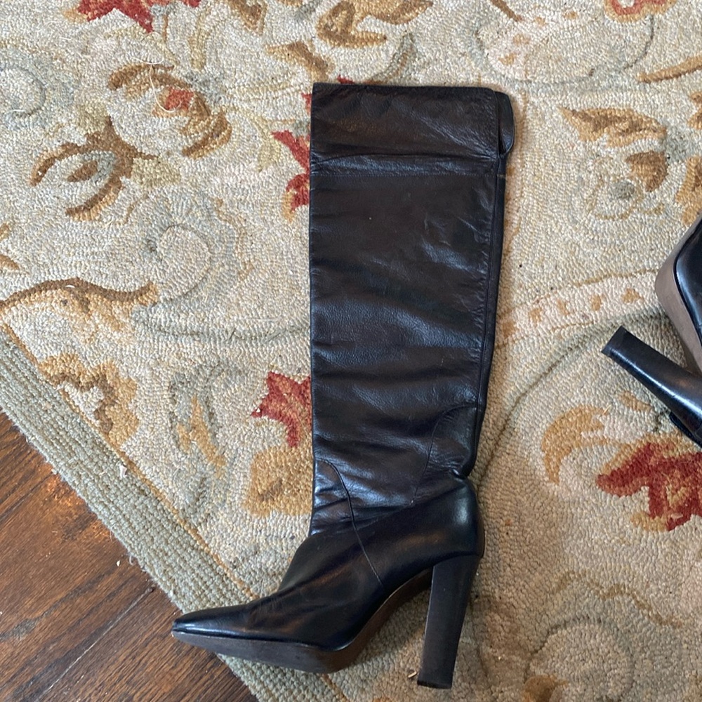 STEVEN BLACK LEATHER OVER THE KNEE